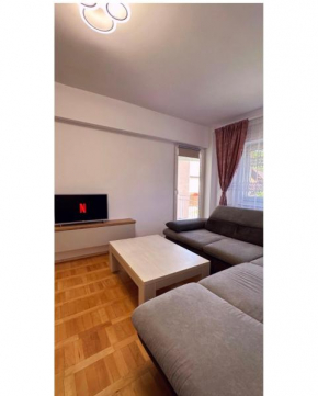 B7 Apartament
